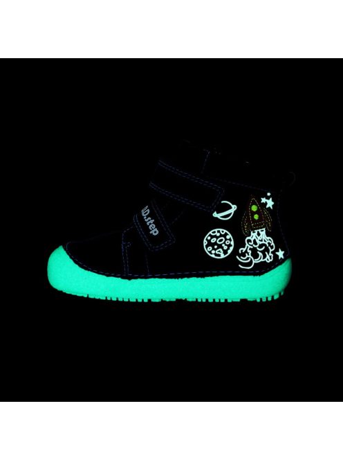 D.D.Step Kisfiú "Barefoot" zárt cipő 25-30