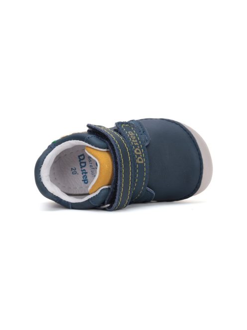 D.D.Step Kisfiú "Barefoot" zárt cipő 20-25 